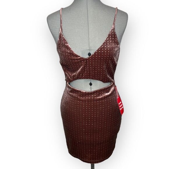 NWT Speechless Dress size Medium - Picture 1 of 4